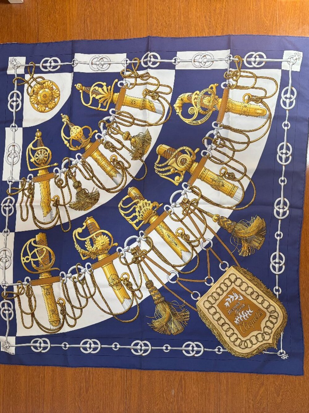 Auth HERMES Carre 90 Cliquetis Scarf Blue/Multicolor 100% Silk - Picture 3 of 5